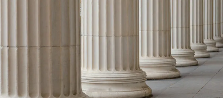 buncha big fancy marble columns